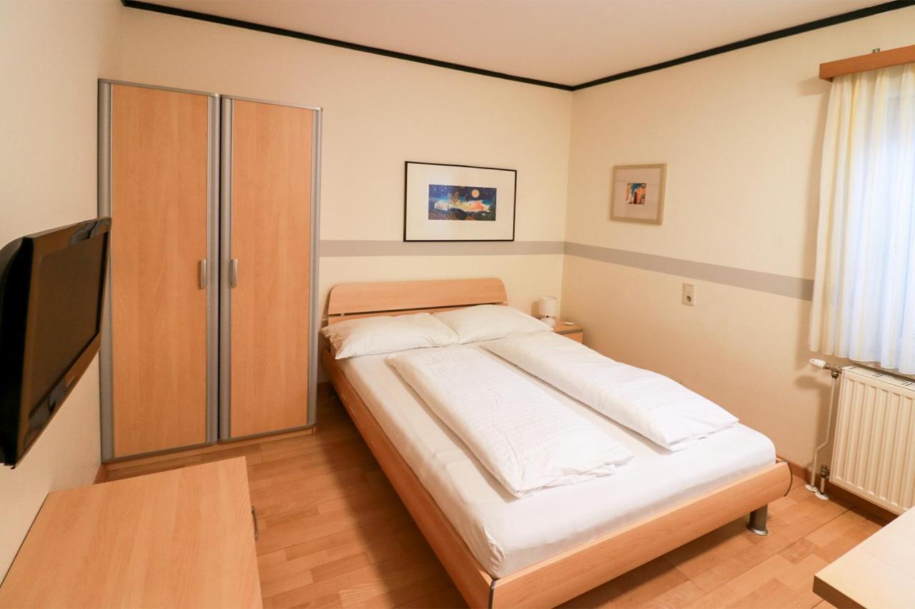 Schlafgut Hotel Sankt Poelten Ngoại thất bức ảnh