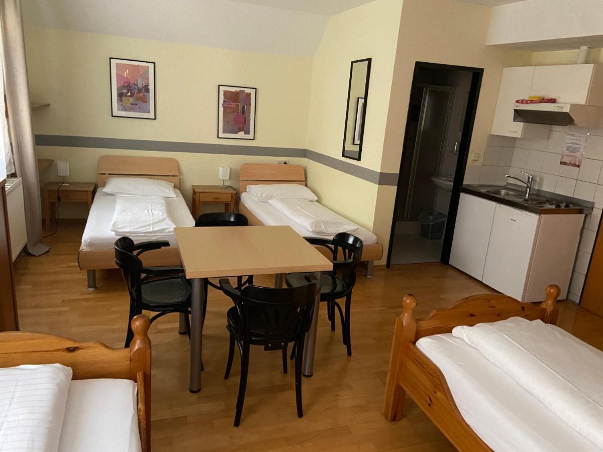 Schlafgut Hotel Sankt Poelten Ngoại thất bức ảnh