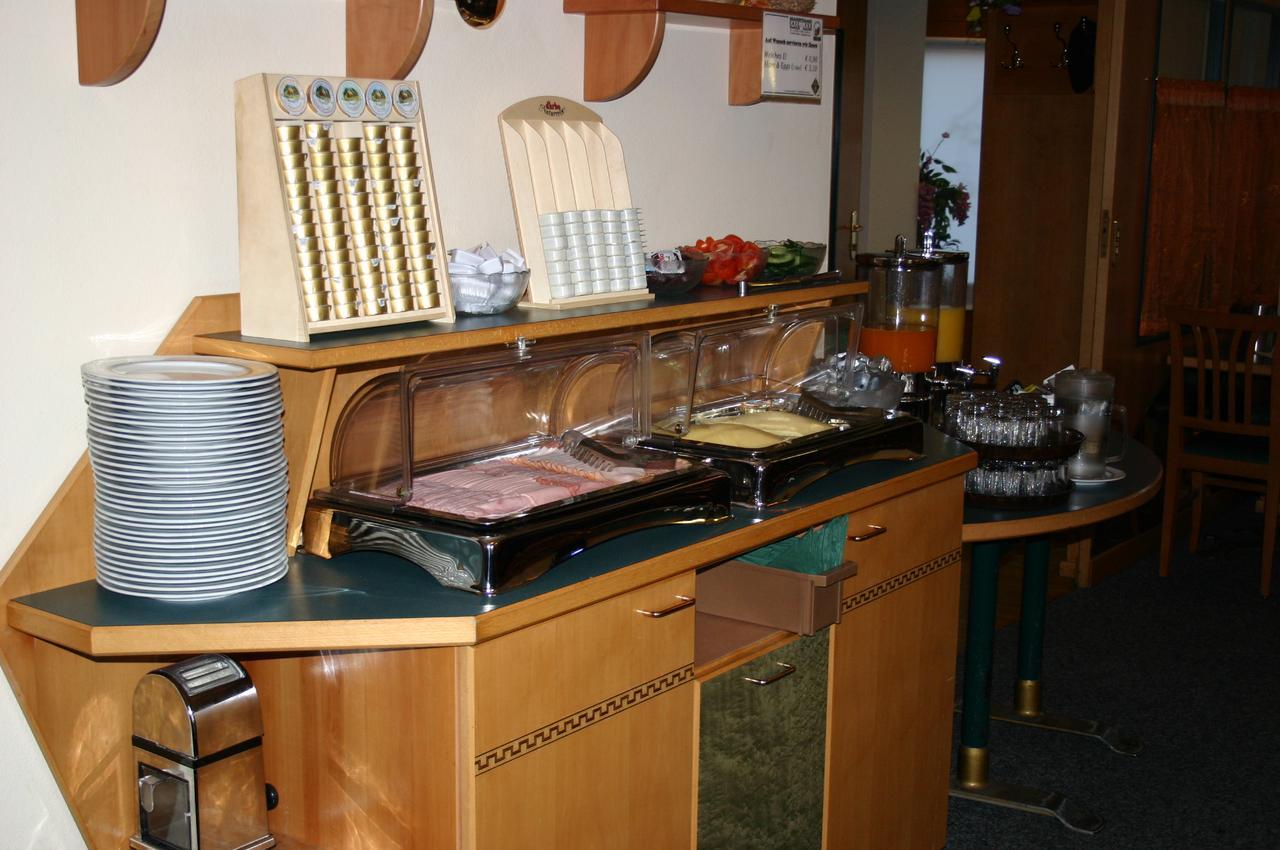 Schlafgut Hotel Sankt Poelten Ngoại thất bức ảnh