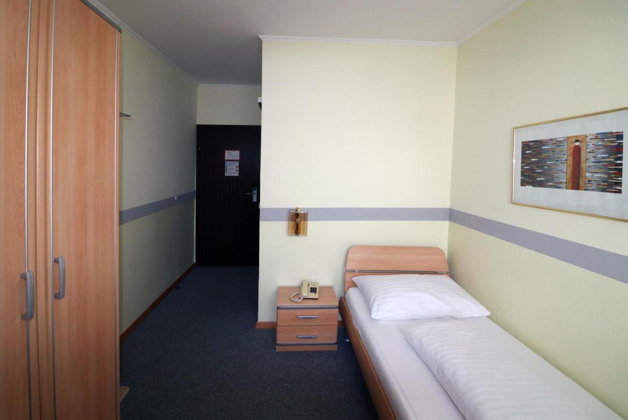 Schlafgut Hotel Sankt Poelten Ngoại thất bức ảnh